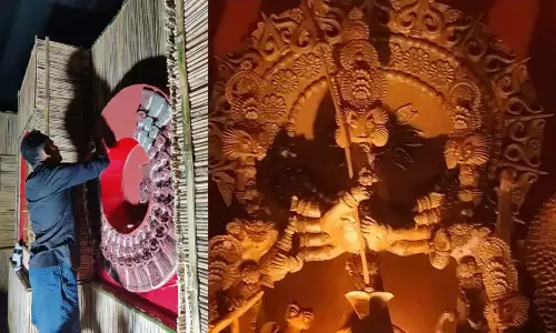 Assam : धुबरी कलाकार की टेराकोटा दुर्गा मूर्ति ने मुर्शिदाबाद को मोहित किया Assam : धुबरी कलाकार की टेराकोटा दुर्गा मूर्ति ने मुर्शिदाबाद को मोहित किया