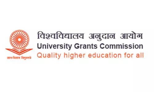 UGC कौशल अंतर को पाटने के लिए प्रशिक्षुता आधारित डिग्री कार्यक्रम शुरू करेगा