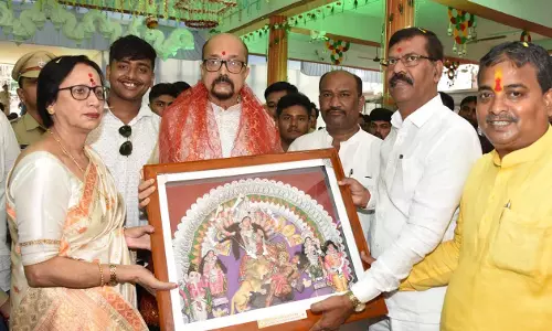राज्यपाल डेका माना में दुर्गा पूजा उत्सव में हुए शामिल