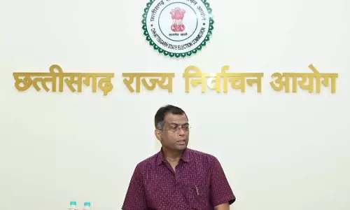 त्रिस्तरीय पंचायतों के निर्वाचन हेतु आरक्षण एवं परिसीमन समय पर करें : राज्य निर्वाचन आयुक्त अजय सिंह त्रिस्तरीय पंचायतों के निर्वाचन हेतु आरक्षण एवं परिसीमन समय पर करें : राज्य निर्वाचन आयुक्त अजय सिंह