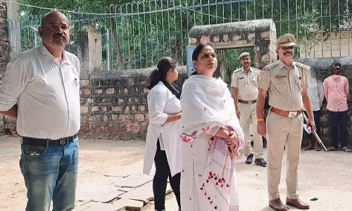 Dholpur: एडीजी ने किया जिला कारागार का निरीक्षण Dholpur: एडीजी ने किया जिला कारागार का निरीक्षण