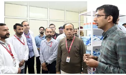 SMVDSB ने भवन में PMBJ केंद्र के साथ स्वास्थ्य सेवा का विस्तार किया SMVDSB ने भवन में PMBJ केंद्र के साथ स्वास्थ्य सेवा का विस्तार किया