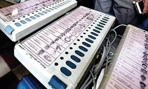 Ludhiana: नियंत्रण अधिकारी ने अधिकारियों को निष्पक्ष चुनाव सुनिश्चित करने के निर्देश दिए