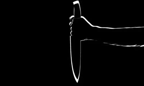 Falaknuma में 37 वर्षीय स्क्रैप व्यापारी की चाकू घोंपकर हत्या Falaknuma में 37 वर्षीय स्क्रैप व्यापारी की चाकू घोंपकर हत्या