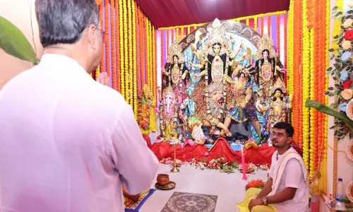 Tripura CM ने दुर्गा पूजा उत्सव में भाग लिया, मातृ आराधना में हुए शामिल Tripura CM ने दुर्गा पूजा उत्सव में भाग लिया, मातृ आराधना में हुए शामिल