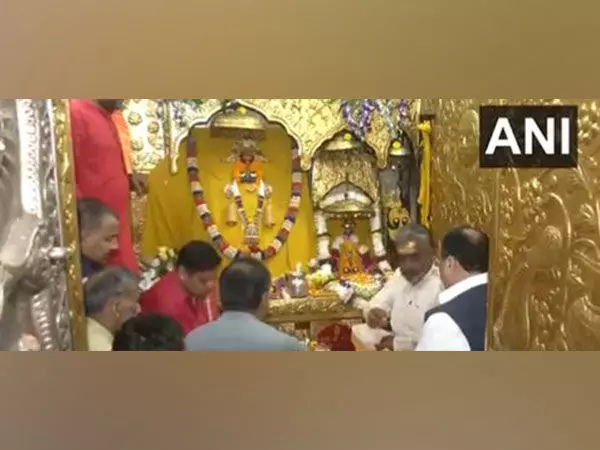 भाजपा अध्यक्ष JP नड्डा ने नैना देवी मंदिर बिलासपुर में पूजा-अर्चना की