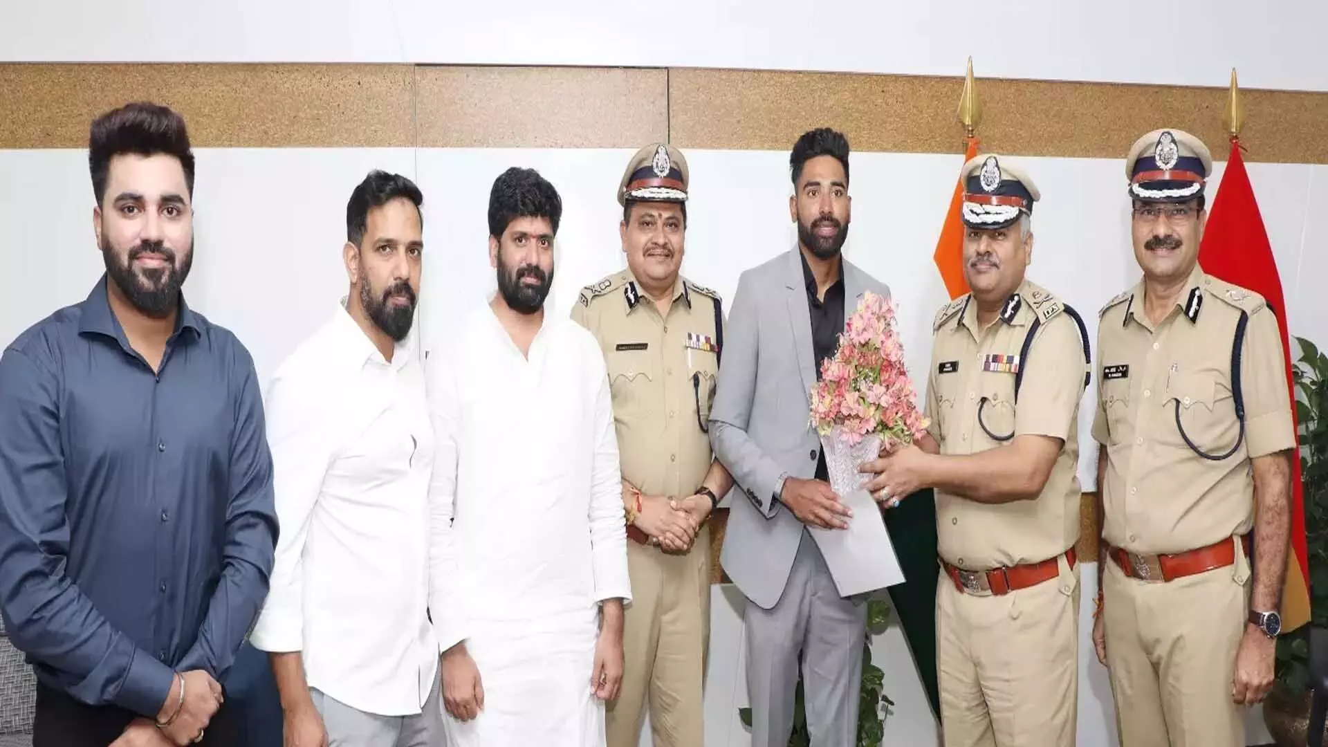 क्रिकेटर सिराज Telangana DGP कार्यालय में DSP के पद पर ड्यूटी पर रिपोर्ट करेंगे