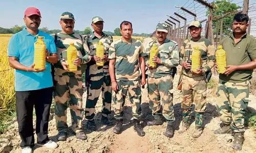Punjab: 2 सीमावर्ती जिलों में 17.5 किलोग्राम हेरोइन जब्त की गई Punjab: 2 सीमावर्ती जिलों में 17.5 किलोग्राम हेरोइन जब्त की गई