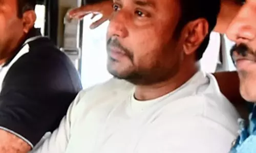 कन्नड़ स्टार दर्शन की जमानत याचिका पर अदालत ने 14 अक्टूबर तक सुरक्षित रखा फैसला कन्नड़ स्टार दर्शन की जमानत याचिका पर अदालत ने 14 अक्टूबर तक सुरक्षित रखा फैसला