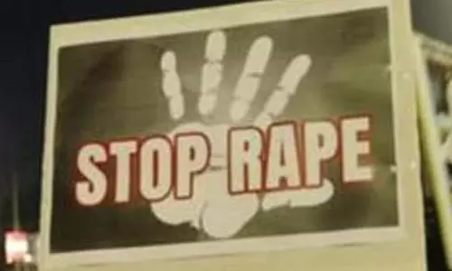 बेंगलुरु में मर्चेंट नेवी के युवक को मिली नर्स से बलात्कार के आरोप में गिरफ्तार किया बेंगलुरु में मर्चेंट नेवी के युवक को मिली नर्स से बलात्कार के आरोप में गिरफ्तार किया