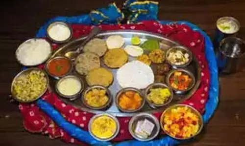 इन पकवानों के बिना दुर्गा पूजा का आनंद अधूरा रहेगा
