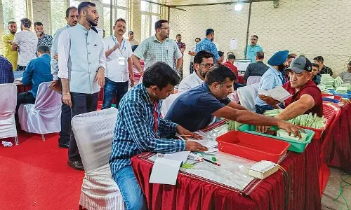 J&K में सात उम्मीदवारों के बीच कांटे की टक्कर