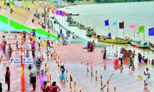 केंद्र ने गोदावरी पुष्करालु के संचालन के लिए  Andhra को 100 करोड़ रुपये जारी किए