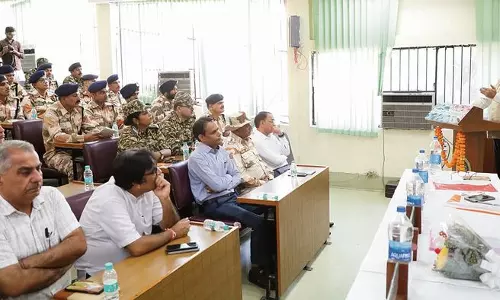 Haryana : मधुमक्खी पालन कृषि उत्पादन और रोजगार सृजन का अभिन्न अंग Haryana : मधुमक्खी पालन कृषि उत्पादन और रोजगार सृजन का अभिन्न अंग