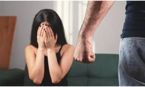 नाबालिग साली को जीजा ने बनाया हवस का शिकार, बनी मां नाबालिग साली को जीजा ने बनाया हवस का शिकार, बनी मां
