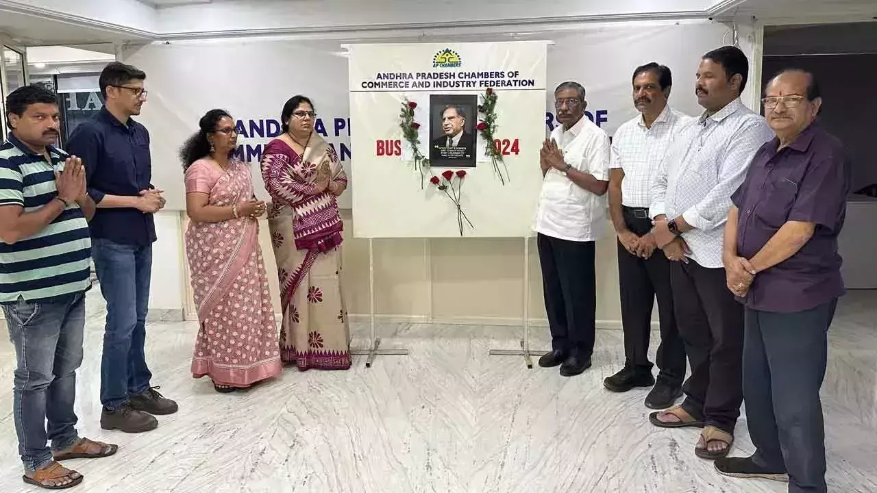 AP चैंबर्स ने रतन टाटा की सेवाओं की सराहना की AP चैंबर्स ने रतन टाटा की सेवाओं की सराहना की