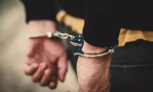 Jalandhar: 2 महिलाएं 25 ग्राम हेरोइन के साथ गिरफ्तार Jalandhar: 2 महिलाएं 25 ग्राम हेरोइन के साथ गिरफ्तार
