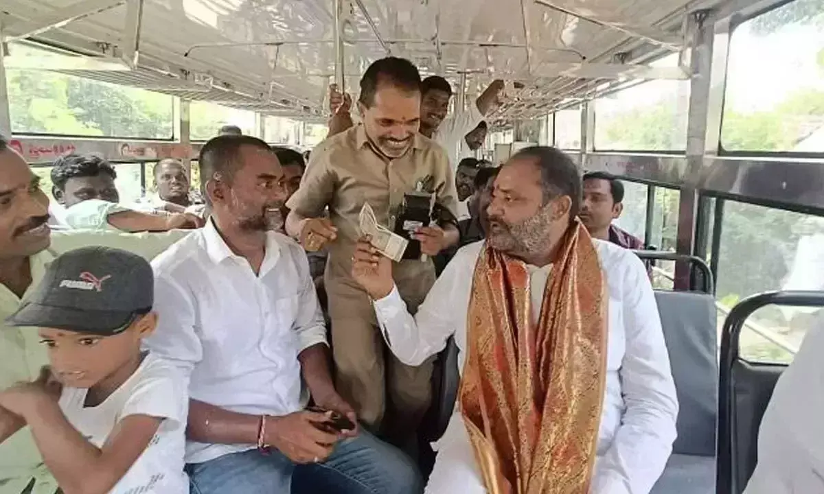 Jammikunta से करीमनगर के लिए बस सेवा शुरू Jammikunta से करीमनगर के लिए बस सेवा शुरू