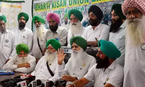 BKU (लाखोवाल) ने सरकार से धान की उठान में तेजी लाने का आग्रह किया