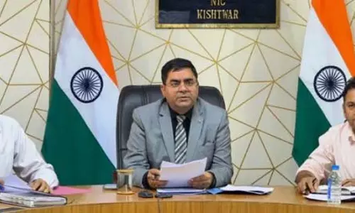 DC Kishtwar ने जल जीवन मिशन की प्रगति की समीक्षा की