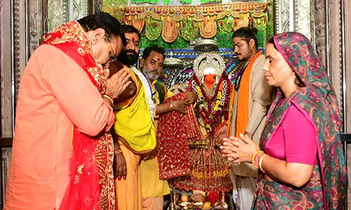 Rajasthan के मुख्यमंत्री भजनलाल शर्मा ने महानवमी के अवसर पर कैला देवी मंदिर में पूजा की
