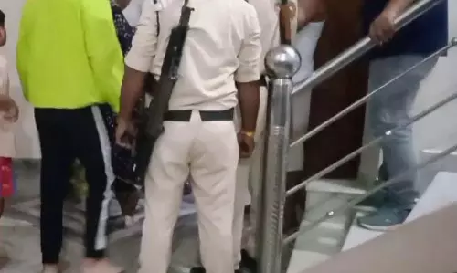 BREAKING: पूर्व पार्षद की गोली मारकर हत्या, फैली सनसनी BREAKING: पूर्व पार्षद की गोली मारकर हत्या, फैली सनसनी
