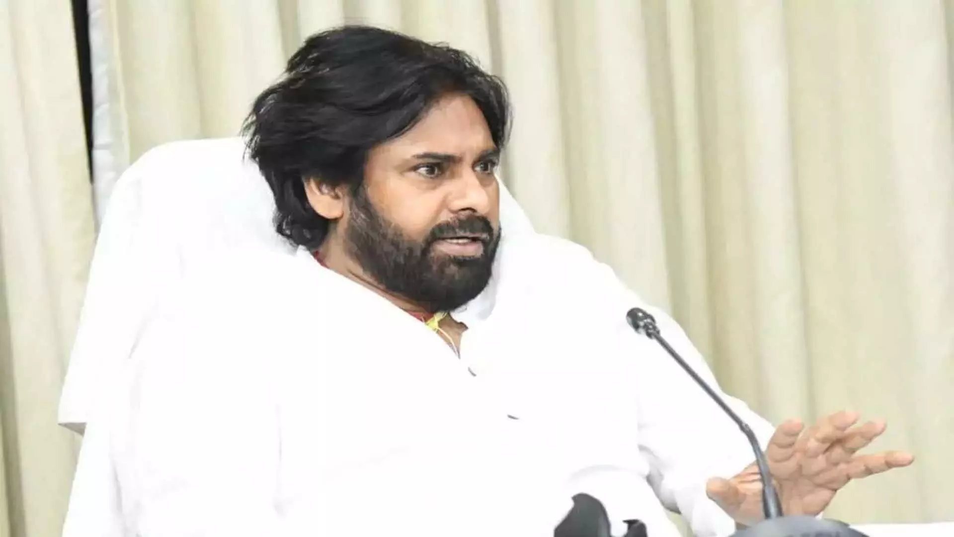 Pawan Kalyan ने विकास को गति देने के लिए पिथापुरम पर ध्यान केंद्रित किया