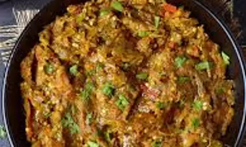 Recipe: बैंगन से बनाएं लजीज डिश Recipe: बैंगन से बनाएं लजीज डिश