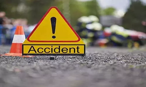 Himachal: ट्रैक्टर-ट्राली पलटने से तीन लोगों की मौत Himachal: ट्रैक्टर-ट्राली पलटने से तीन लोगों की मौत