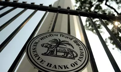 भारत का विदेशी मुद्रा भंडार सर्वकालिक रिकॉर्ड ऊंचाई से 3.7 बिलियन डॉलर घटा: RBI भारत का विदेशी मुद्रा भंडार सर्वकालिक रिकॉर्ड ऊंचाई से 3.7 बिलियन डॉलर घटा: RBI