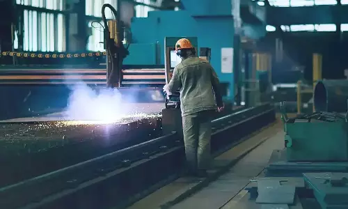 IIP में 0.1% की गिरावट ,2 साल बाद अगस्त में IIP में 0.1% की गिरावट ,2 साल बाद अगस्त में