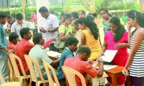 Higher Education Saga-VI: शिक्षा नीति - अम्मा माध्यम बनाम मम्मी माध्यम Higher Education Saga-VI: शिक्षा नीति - अम्मा माध्यम बनाम मम्मी माध्यम