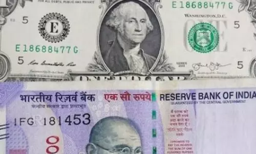 मध्य पूर्व में तनाव, कच्चे तेल की ऊंची कीमतों के कारण डॉलर के मुकाबले रुपया 84 के पार