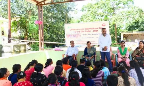 Bhubaneswar बालिका सुरक्षा पर जागरूकता अभियान Bhubaneswar बालिका सुरक्षा पर जागरूकता अभियान