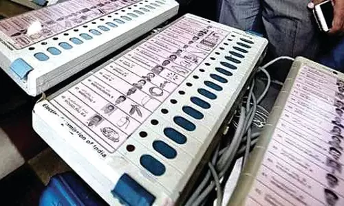 Haryana : 20 खंडों में पोल पैनल के लिए कांग्रेस के झंडे ईवीएम मुद्दे Haryana : 20 खंडों में पोल पैनल के लिए कांग्रेस के झंडे ईवीएम मुद्दे