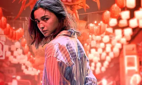 Alia Bhatts की जिगरा ने पहले दिन महज 4.25 करोड़ रुपये की कमाई