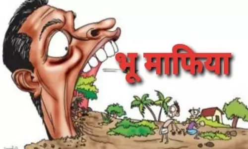 Noida: जमीन देने के नाम पर भू-माफिया ने कई लोगों को ठगा
