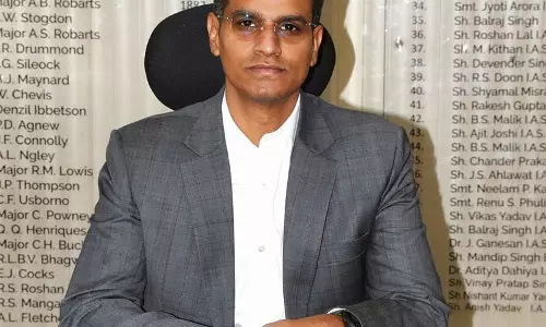 DC ने ड्यूटी में लापरवाही बरतने पर खाद्य आपूर्ति नियंत्रक के खिलाफ कार्रवाई की मांग DC ने ड्यूटी में लापरवाही बरतने पर खाद्य आपूर्ति नियंत्रक के खिलाफ कार्रवाई की मांग