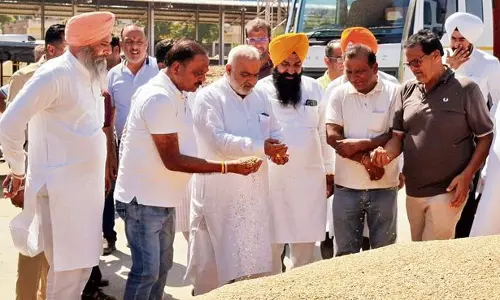 Haryana : कुरुक्षेत्र विश्वविद्यालय विधि संस्थान ने राष्ट्रीय मूट कोर्ट प्रतियोगिता में अपना परचम लहराया
