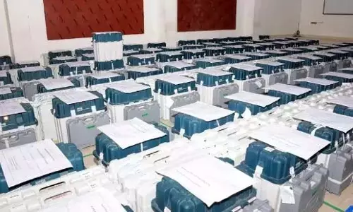 YSRC ने ईवीएम पर नायडू के रुख की आलोचना की