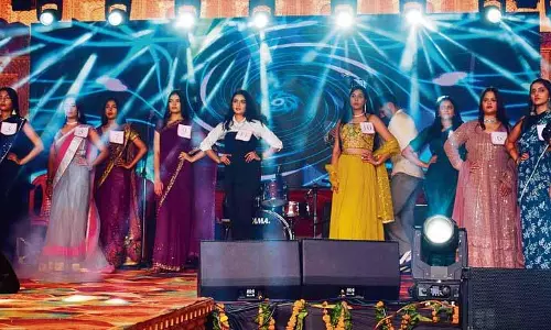 राज्य स्तरीय उत्सव के रूप में प्रचारित Jaisinghpur दशहरा लोकप्रिय राज्य स्तरीय उत्सव के रूप में प्रचारित Jaisinghpur दशहरा लोकप्रिय