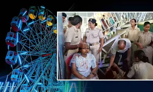 Rourkela: दुर्गा पूजा मेले के दुर्घटना में परिवार के तीन लोग घायल Rourkela: दुर्गा पूजा मेले के दुर्घटना में परिवार के तीन लोग घायल