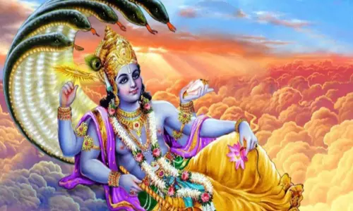 Papankusha Ekadashi के दिन तुलसी चालीसा का पाठ अवश्य करे Papankusha Ekadashi के दिन तुलसी चालीसा का पाठ अवश्य करे