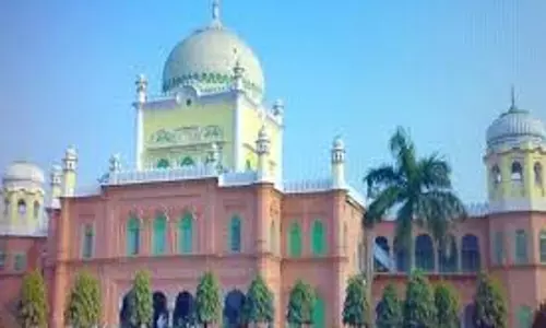 Deoband: DM-SSP ने दारुल उलूम देवबंद पहुंचकर जिम्मेदारों से की मुलाकात