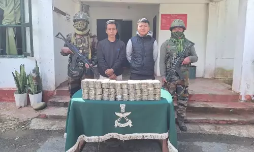 Mizoram : असम राइफल्स ने चम्फाई में मारिजुआना और नकदी जब्त