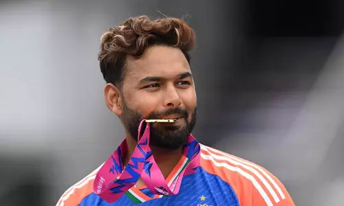 Rishabh Pant ने बताई नकली चोट की असली कहानी Rishabh Pant ने बताई नकली चोट की असली कहानी