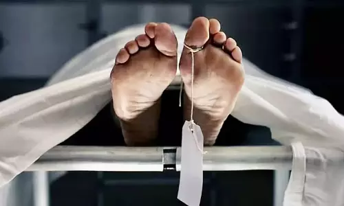 Assam : सेना का जवान अपने घर में मृत पाया गया, हत्या का संदेह Assam : सेना का जवान अपने घर में मृत पाया गया, हत्या का संदेह