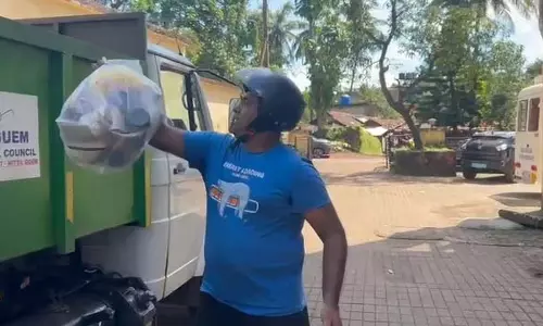 Sanguem में कचरा संग्रहकर्ताओं ने हड़ताल कर दी Sanguem में कचरा संग्रहकर्ताओं ने हड़ताल कर दी