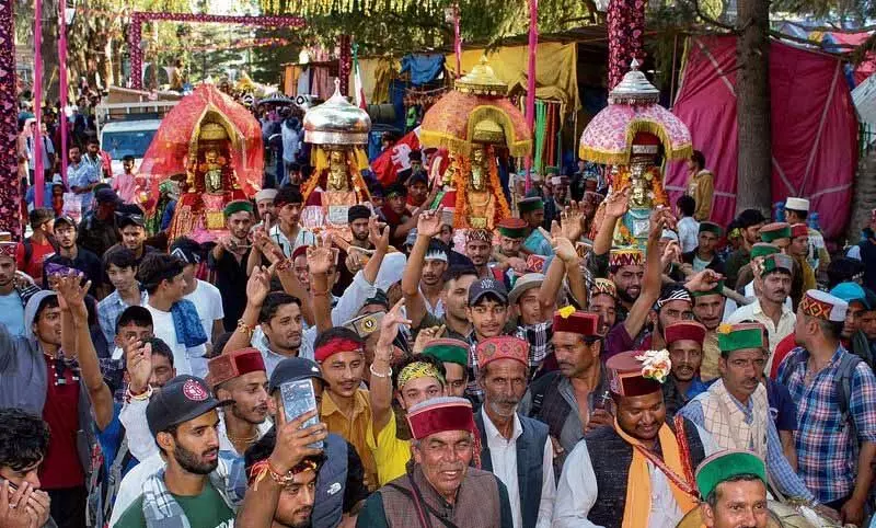 सात दिवसीय Kullu दशहरा महोत्सव आज से शुरू, देवी-देवताओं का आगमन शुरू