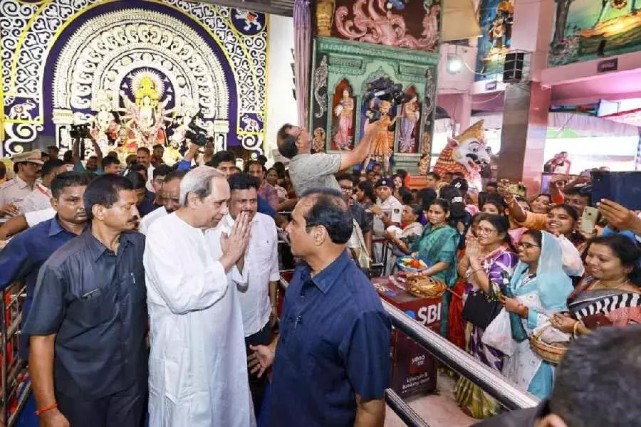 रजत नगरी Cuttack-Odisha की राजधानी भुवनेश्वर में 300 पूजाओं की धूम